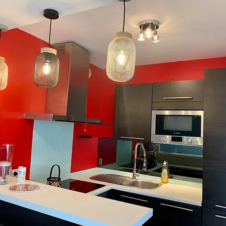 Apartment Joli 2p Climatise Dans Calme Et Securisee Avec Piscine